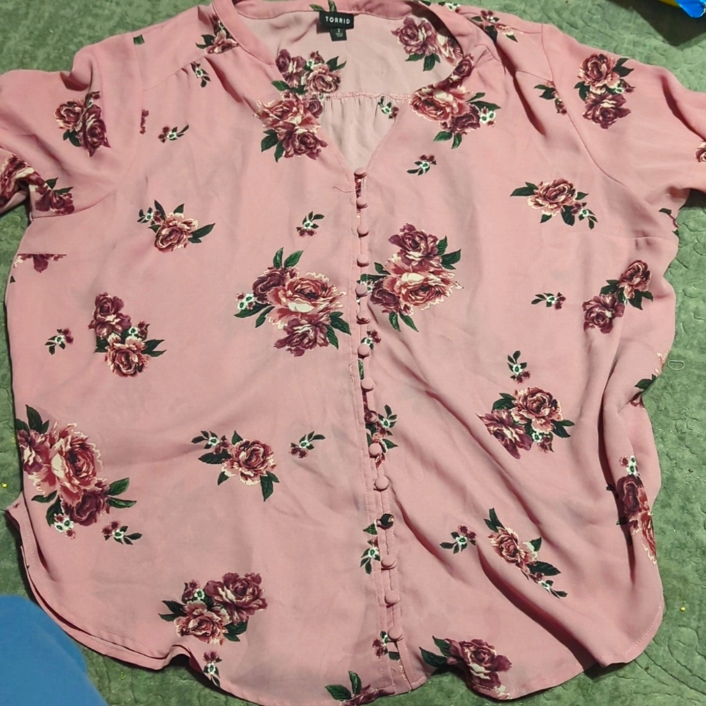 Torrid 3/4 length sleeve blouse